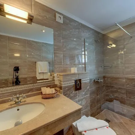 Hotel Antik
