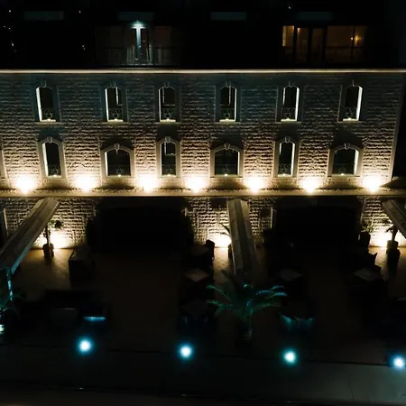 Hotel Antik 3*