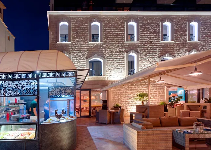 Ξενοδοχείο Antik 3*